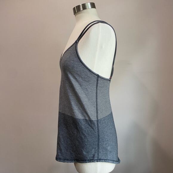 Lululemon Grey Striped Cross Strapped Low Back Tank Top Size M - Picture 2 of 8